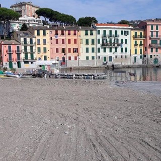 La spiaggia di San Michele di Pagana è pronta per il fine settimana (FOTO)