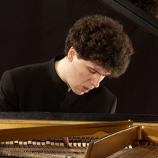 "Genova Musica": il concerto di Simone Pedroni al Teatro della Gioventù "Genova Musica": il concerto di Simone Pedroni al Teatro della Gioventù