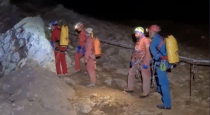 Turchia, tecnici liguri impegnati nel recupero di uno speleologo americano colto da malore (Video) Turchia, tecnici liguri impegnati nel recupero di uno speleologo americano colto da malore (Video)