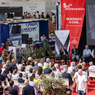 Decima edizione della 151 Miglia-Trofeo Cetilar in scena al Salone Nautico