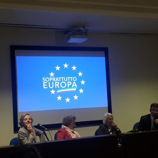 "Soprattutto Europa": percezioni, realtà e prospettive per Genova e i giovani