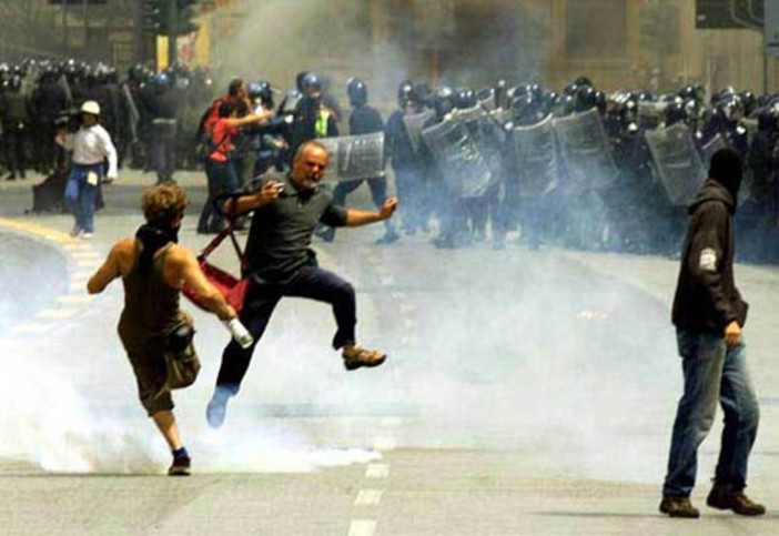 G8, Pastorino (Leu): "Commissione di inchiesta su morte Carlo Giuliani, orrori Diaz macchia nella storia" G8, Pastorino (Leu): "Commissione di inchiesta su morte Carlo Giuliani, orrori Diaz macchia nella storia"