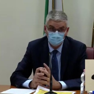 Coronavirus, Brusaferro: "Monitoraggio condiviso con le Regioni, l'obiettivo è tenere il contagio sotto controllo" Coronavirus, Brusaferro: "Monitoraggio condiviso con le Regioni, l'obiettivo è tenere il contagio sotto controllo"