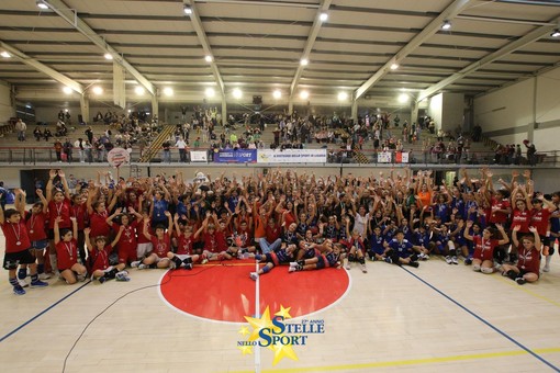 Trofeo Gian Luigi Corti: 250 giovani pallavolisti in festa al PalaCus. Il grande abbraccio a Giacomo Giretto Trofeo Gian Luigi Corti: 250 giovani pallavolisti in festa al PalaCus. Il grande abbraccio a Giacomo Giretto