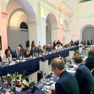 Trasporti, l'assessore Scajola al Comitato di cooperazione frontaliera: "Bigliettazione unica Italia-Francia e personale ferroviario bilingue"