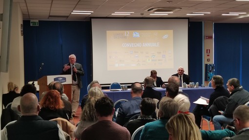 Convegno di Obiettivo Spiagge, pressing sul Governo contro la Bolkestein: "Non vogliamo 'lanzichenecchi" sulle nostre coste" (FOTO e VIDEO)