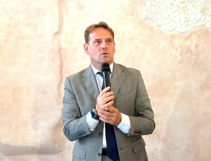 Politiche abitative, Scajola a Roma per firmare l'accordo con Federcasa Politiche abitative, Scajola a Roma per firmare l'accordo con Federcasa