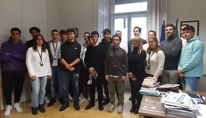 La delegazione ligure alle foibe, l’incontro con il console d’Italia a Fiume La delegazione ligure alle foibe, l’incontro con il console d’Italia a Fiume