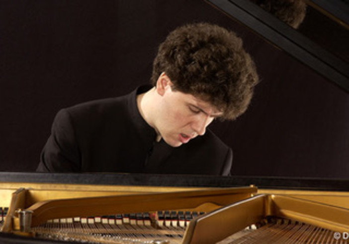 "Genova Musica": il concerto di Simone Pedroni al Teatro della Gioventù "Genova Musica": il concerto di Simone Pedroni al Teatro della Gioventù