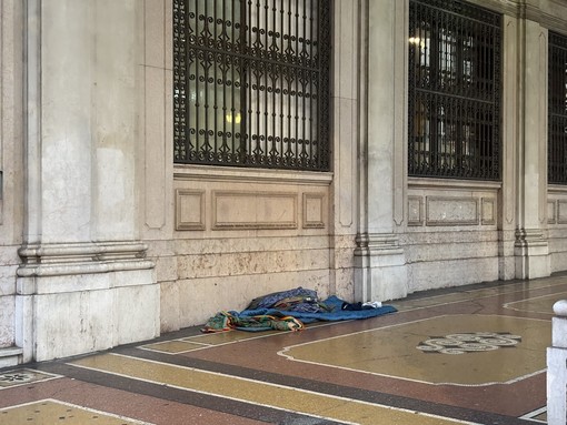 Persone senza dimora, il Comune annuncia il potenziamento dei servizi
