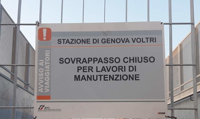 Stazione di Voltri: passerella chiusa da agosto, ma i lavori non sono mai partiti Stazione di Voltri: passerella chiusa da agosto, ma i lavori non sono mai partiti