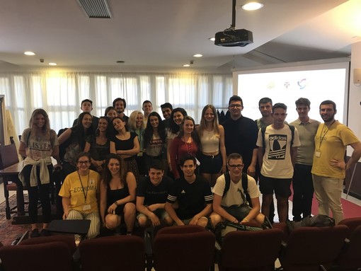 Summer School "Orientati a Economia", chiusa la seconda edizione Summer School "Orientati a Economia", chiusa la seconda edizione