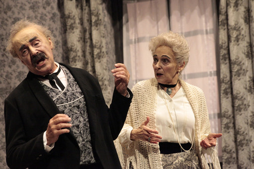 Domenica ai Parchi di Nervi Tullio Solenghi in scena con "Maneggi per maritare una figlia"