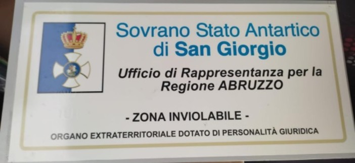 "Stato Antartico di San Giorgio": smantellata organizzazione criminale che ha truffato 700 persone