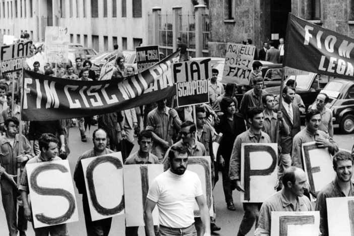 Il Biennio Rosso in Italia (1919-1920) Il Biennio Rosso in Italia (1919-1920)