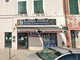 Pegli, chiude la libreria e sul lungomare arriva un’altra gelateria: al posto di Safigi, ecco il marchio Excelsa