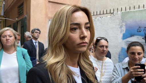 Violenze a scuola, Salis ai giovani: "Deve essere luogo di confronto e crescita" Violenze a scuola, Salis ai giovani: "Deve essere luogo di confronto e crescita"