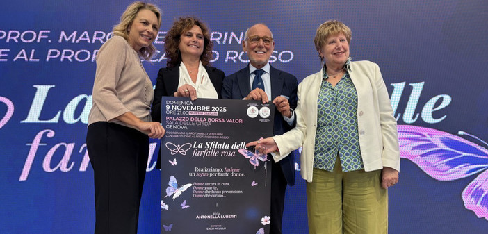 “La sfilata delle Farfalle Rosa” arriva a Genova: quando la bellezza diventa cura