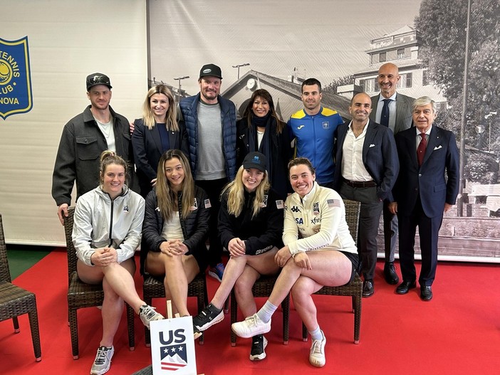 La nazionale femminile di sci alpino degli Stati Uniti prepara i mondiali al Park Tennis Genova