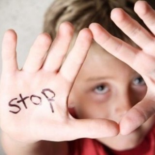 Educazione digitale e prevenzione del cyberbullismo col coinvolgimento dei ragazzi