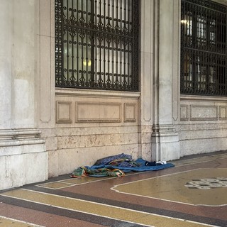 Persone senza dimora, il Comune annuncia il potenziamento dei servizi Persone senza dimora, il Comune annuncia il potenziamento dei servizi