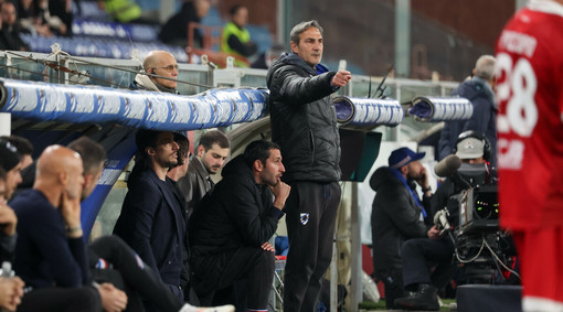 La Sampdoria ripiomba nel tunnel: il Bari espugna 2-0 il "Ferraris", contestati anche Gregucci e Foti