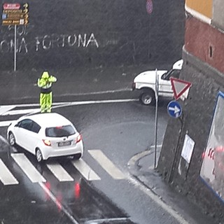 Multedo, lavori al tunnel di via Pacoret: cambia la viabilità per evitare il blocco dei TIR Multedo, lavori al tunnel di via Pacoret: cambia la viabilità per evitare il blocco dei TIR