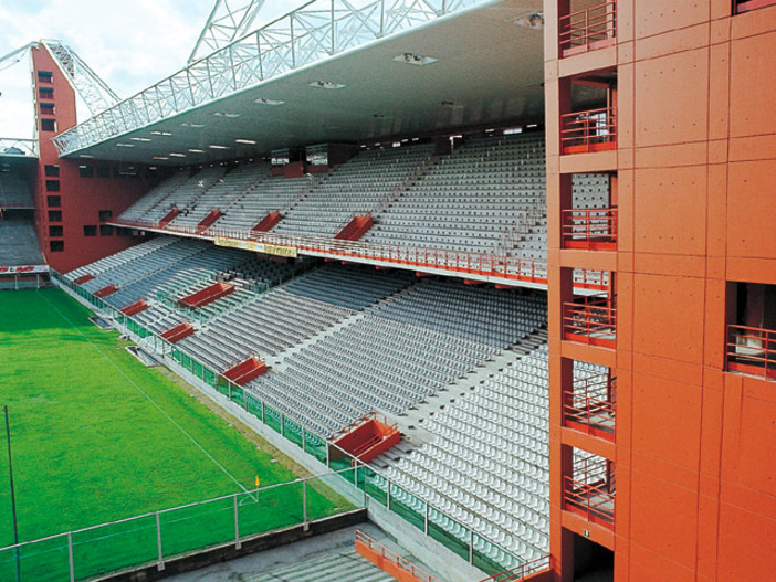 Restyling dello stadio, il Ferraris resterà il più 'inglese' d'Italia, Corso: &quot;Samp e Genoa non dovranno traslocare&quot;