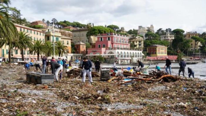 Stop a tasse e cartelle in Liguria per chi è stato danneggiato dal maltempo