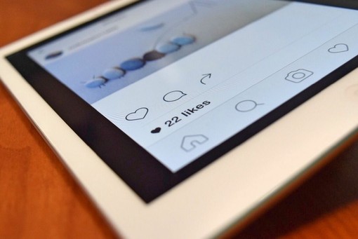 Social network e relazioni commerciali: come cambia il marketing tra aziende Social network e relazioni commerciali: come cambia il marketing tra aziende