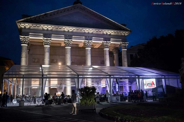 Torna il Festival della Parola di Chiavari, quattro giorni di incontri, spettacoli e musica dedicati al genio e alla capacità di visione Torna il Festival della Parola di Chiavari, quattro giorni di incontri, spettacoli e musica dedicati al genio e alla capacità di visione