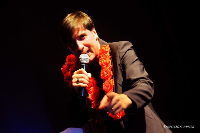 “Mi piace come sei tour” di StefanoD fa tappa alla Festa di Santa Zita “Mi piace come sei tour” di StefanoD fa tappa alla Festa di Santa Zita