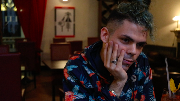 Grosz, il rapper tra Hip Hop e Neo Soul e il suo elogio alla musica: “È in grado di salvare le persone” Grosz, il rapper tra Hip Hop e Neo Soul e il suo elogio alla musica: “È in grado di salvare le persone”