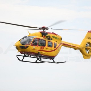 Frontale fatale sull’Aurelia bis tra Albenga e Alassio: muore una mamma, grave il figlio