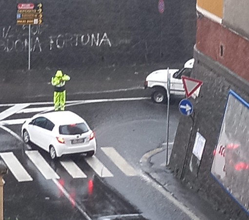 Multedo, lavori al tunnel di via Pacoret: cambia la viabilità per evitare il blocco dei TIR Multedo, lavori al tunnel di via Pacoret: cambia la viabilità per evitare il blocco dei TIR