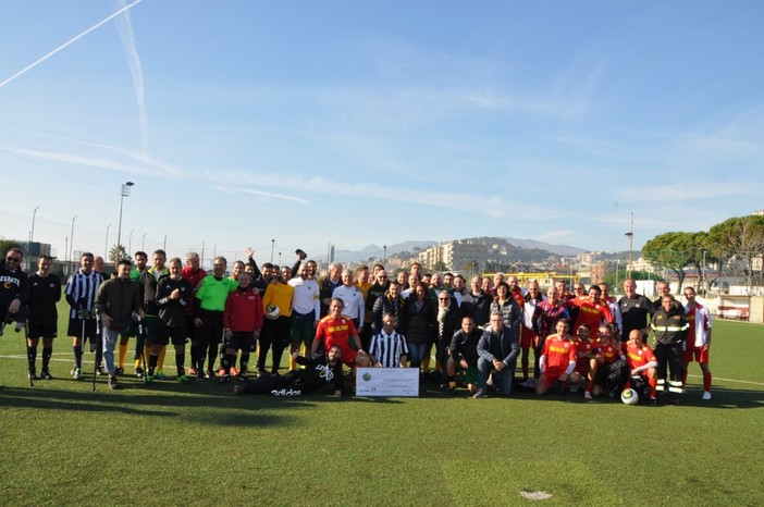 &quot;Triangolare di calcio&quot;: raccolti 9 mila euro per gli sfollati