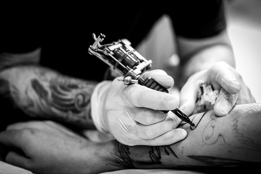 I tatuaggi: la “griffe” dell’anima