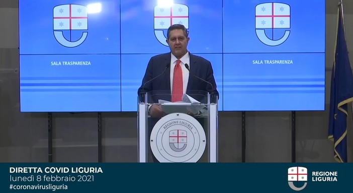 Covid, Toti: "Serve sempre molta prudenza, più riusciremo a vaccinare più si ridurrà il numero dei decessi" Covid, Toti: "Serve sempre molta prudenza, più riusciremo a vaccinare più si ridurrà il numero dei decessi"