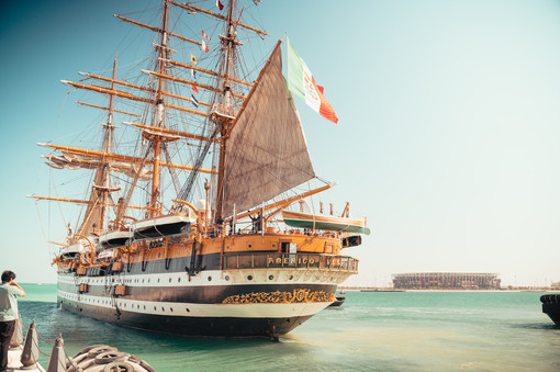 L’Amerigo Vespucci torna a Genova: inaugurato il Villaggio al Porto Antico