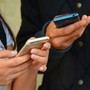Professoresse svestite con l’IA nella chat di classe: denunciati due quattordicenni Professoresse svestite con l’IA nella chat di classe: denunciati due quattordicenni