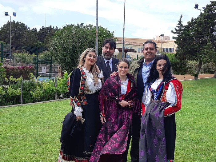 Il presidente della Liguria Toti e il presidente della Sardegna Solinas Il presidente della Liguria Toti e il presidente della Sardegna Solinas