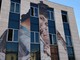 Inaugurato il primo grande murales del “Gaslini Art Project” realizzato da Andrea Ravo Mattoni sulla parete esterna del padiglione 20 (Foto e Video) Inaugurato il primo grande murales del “Gaslini Art Project” realizzato da Andrea Ravo Mattoni sulla parete esterna del padiglione 20 (Foto e Video)