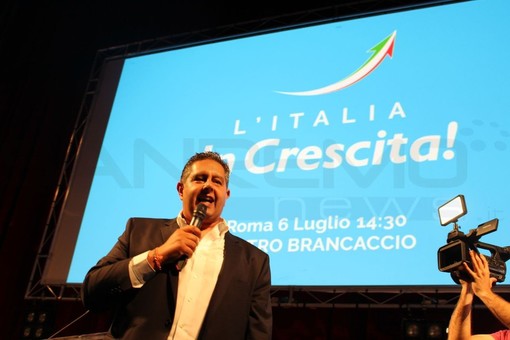 Roma: Brancaccio gremito per la convention di Toti &quot;L'Italia è cambiata e la nostra classe dirigente non se ne è accorta&quot; (Foto e VIDEO)
