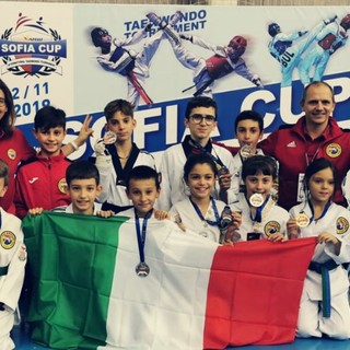 Taekwondo: Scuola Genova terza alla Sofia Cup con undici medaglie