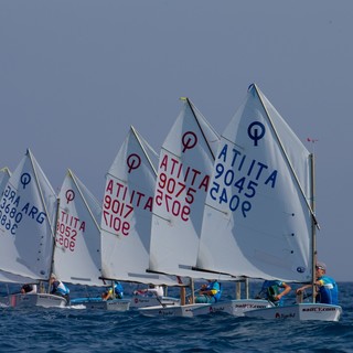 Trofeo Optimist Italia Kinder Joy of Moving: 253 scafi in acqua a Genova per il weekend del 16 e 17 ottobre,