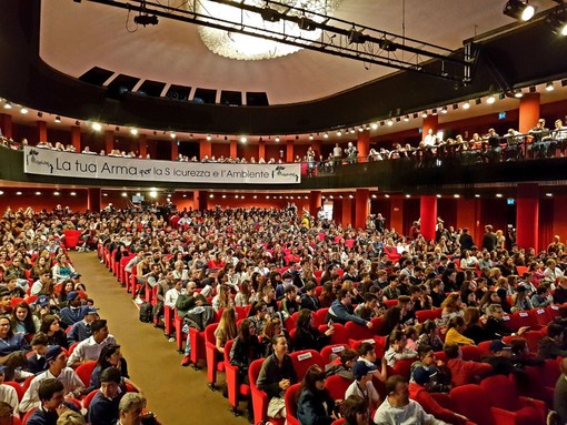 "La tua Arma per la sicurezza e l'ambiente": a Genova i carabinieri incontrano le scuole