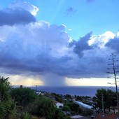 Temporali in arrivo in Liguria dopo il gran caldo: calo delle temperature e possibili disagi Temporali in arrivo in Liguria dopo il gran caldo: calo delle temperature e possibili disagi