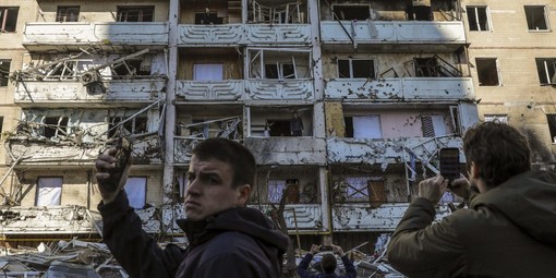 Guerra in Ucraina, giornalisti uccisi, Bartoli: "Operatori dell'informazione bersagli scelti per lasciar spazio alla propaganda"