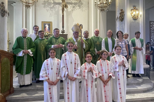 L'ultima messa alla parrocchia di Boccadasse L'ultima messa alla parrocchia di Boccadasse