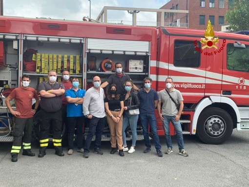 I vigili del fuoco ricevono la visita di funzionari dell’ufficio pubblica incolumità